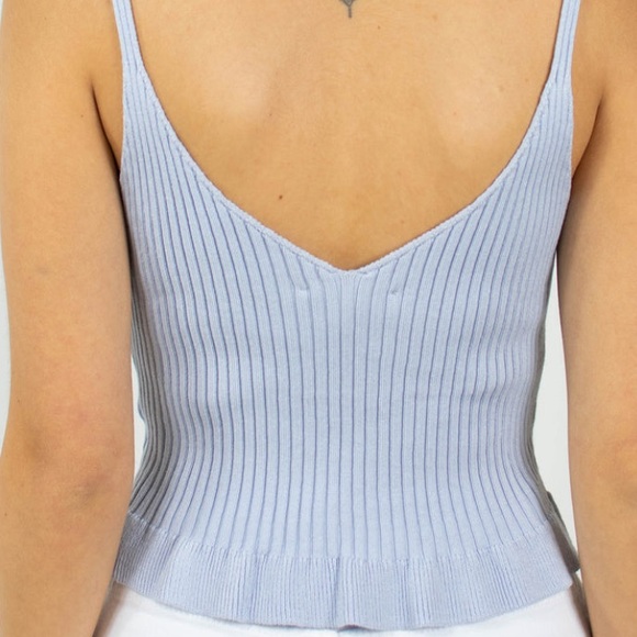 Cropped sweater tank - Picture 2 of 5